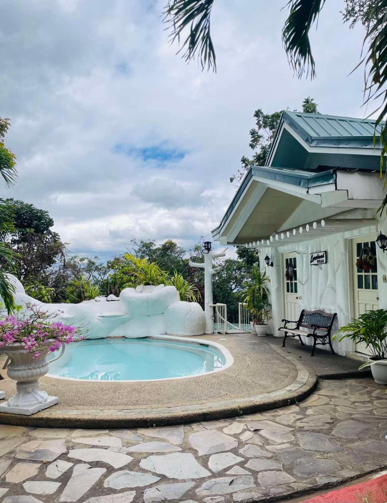 Loreland Farm Resort Antipolo Esterno foto